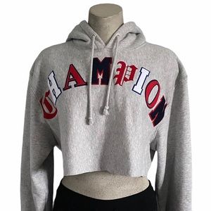 Champion | Reverse Weave Crop Cut Off Hoodie
